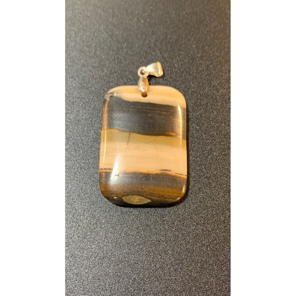 Beautiful Banded Agate Stone Pendant - Picture 1 of 3